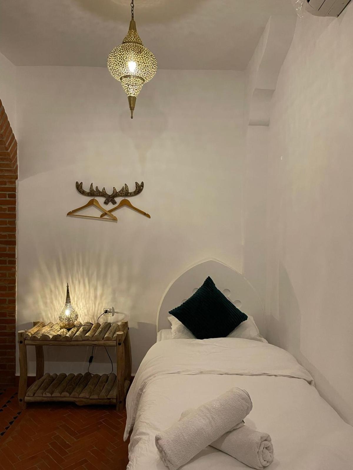 Riad Bab Mahruk Hotell Chefchaouen Exteriör bild